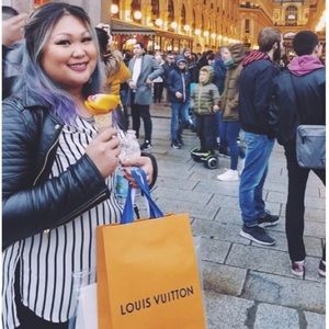 Meet your Posher, Briana